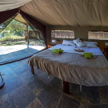 Kayova River Lodge Ndiyona Eksteriør bilde